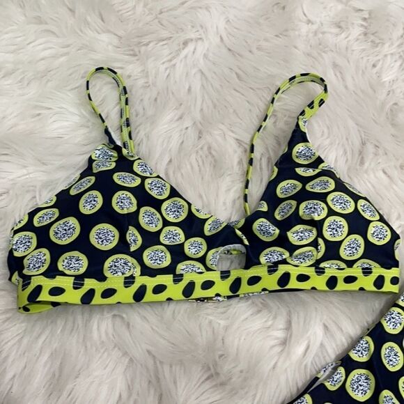 𝅺NWOT Patterned Bikini Sz S - Picture 2 of 16